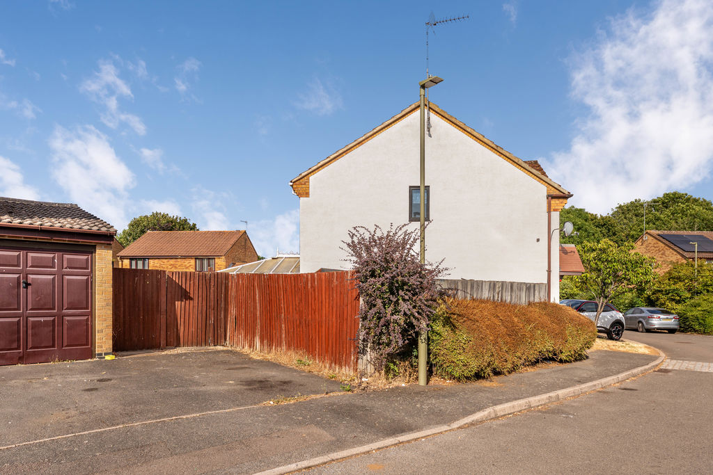 Winchester Close